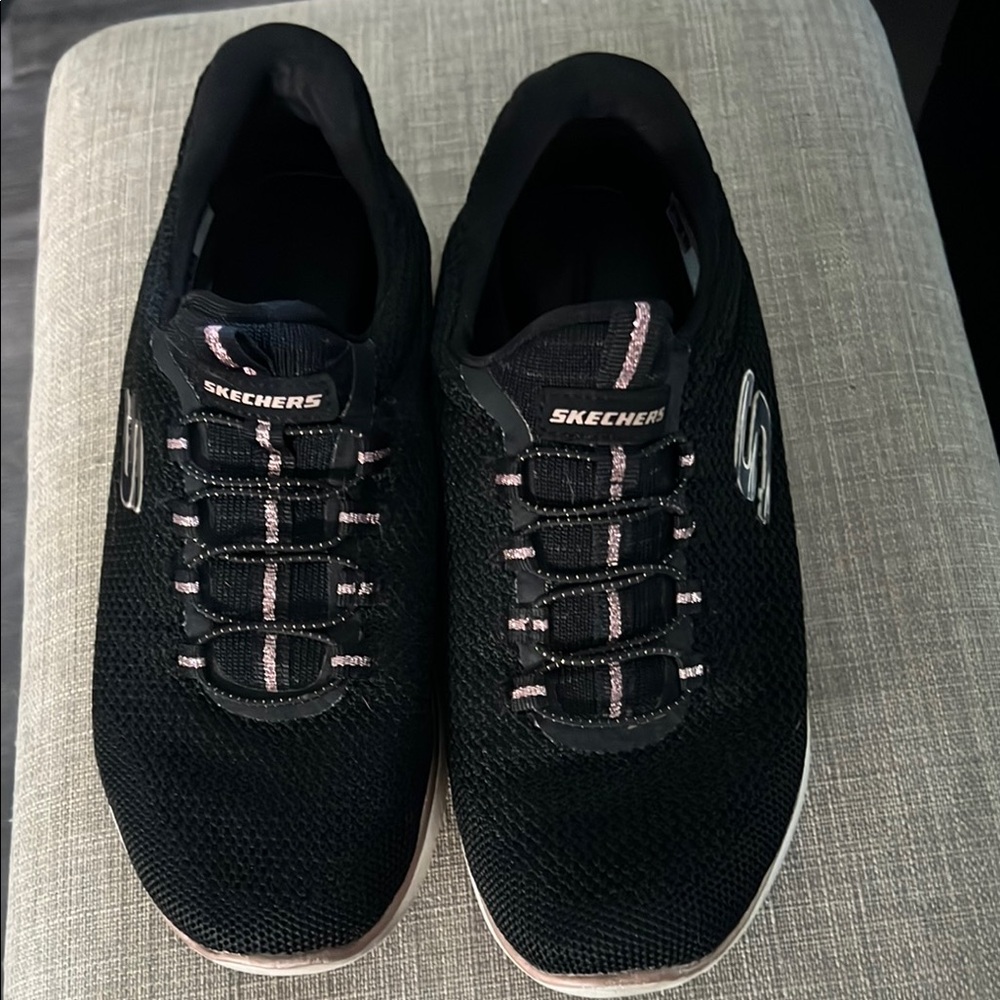 Skechers Black Sneakers with Pink Highlights